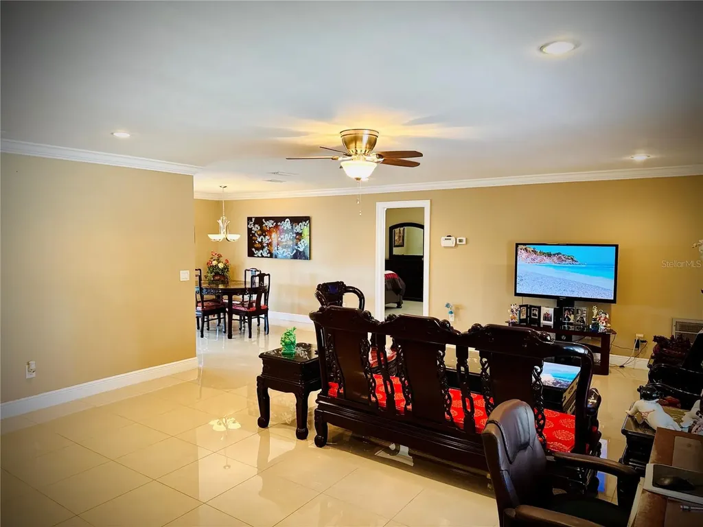 6512 Manila Palm Way Apollo Beach FL 33572