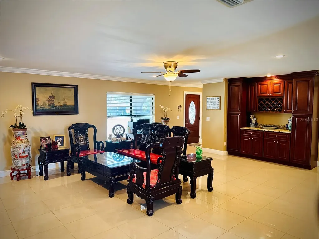 6512 Manila Palm Way Apollo Beach FL 33572