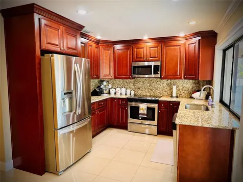 6512 Manila Palm Way Apollo Beach FL 33572