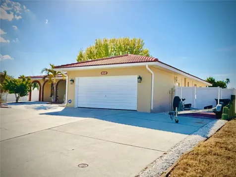 6512 Manila Palm Way Apollo Beach FL 33572
