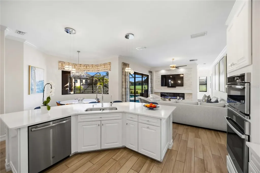 5641 Arnie Loop Bradenton FL 34211