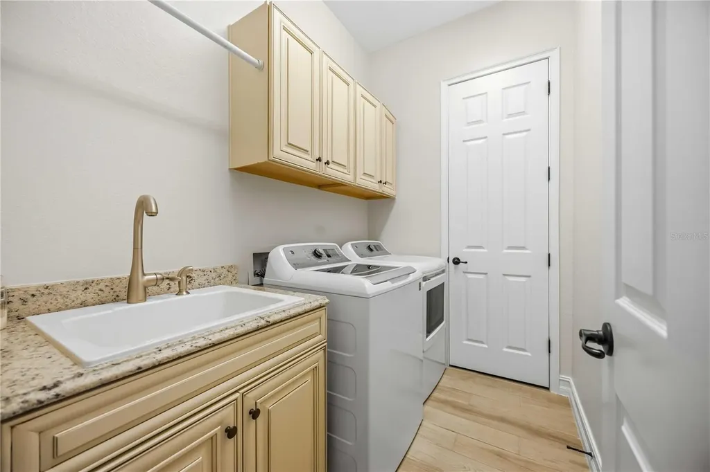 5641 Arnie Loop Bradenton FL 34211