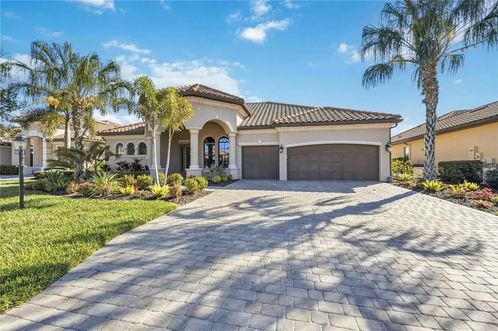 5641 Arnie Loop Bradenton FL 34211