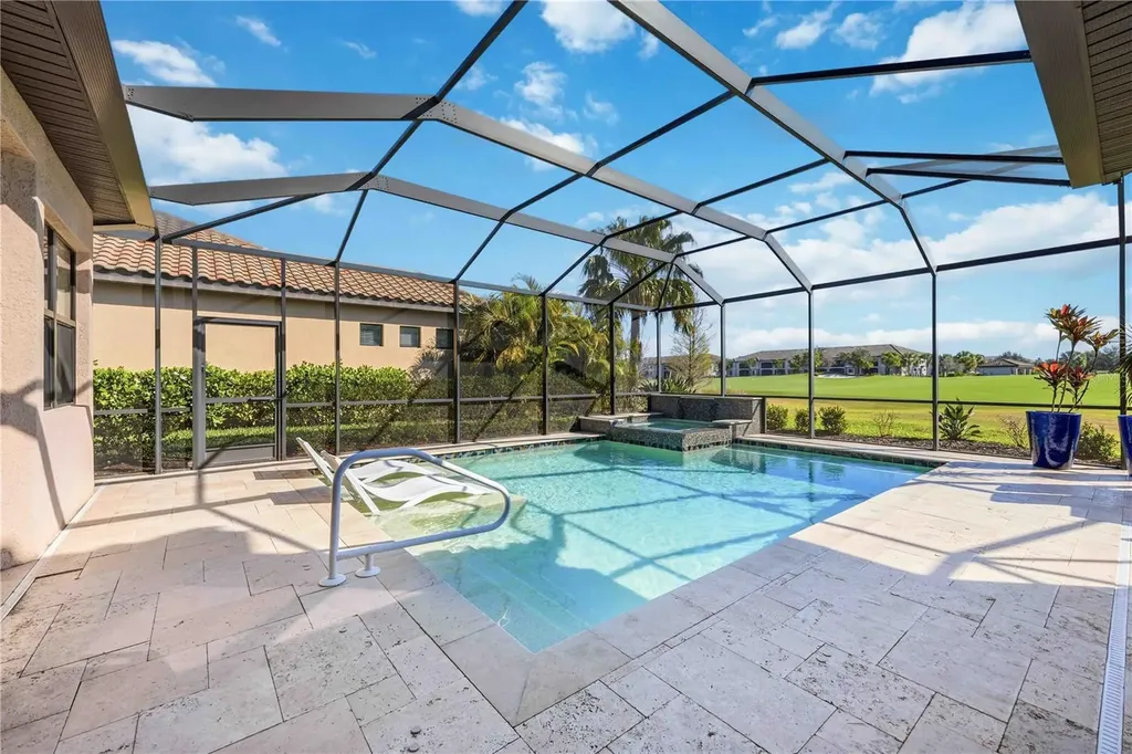 5641 Arnie Loop Bradenton FL 34211