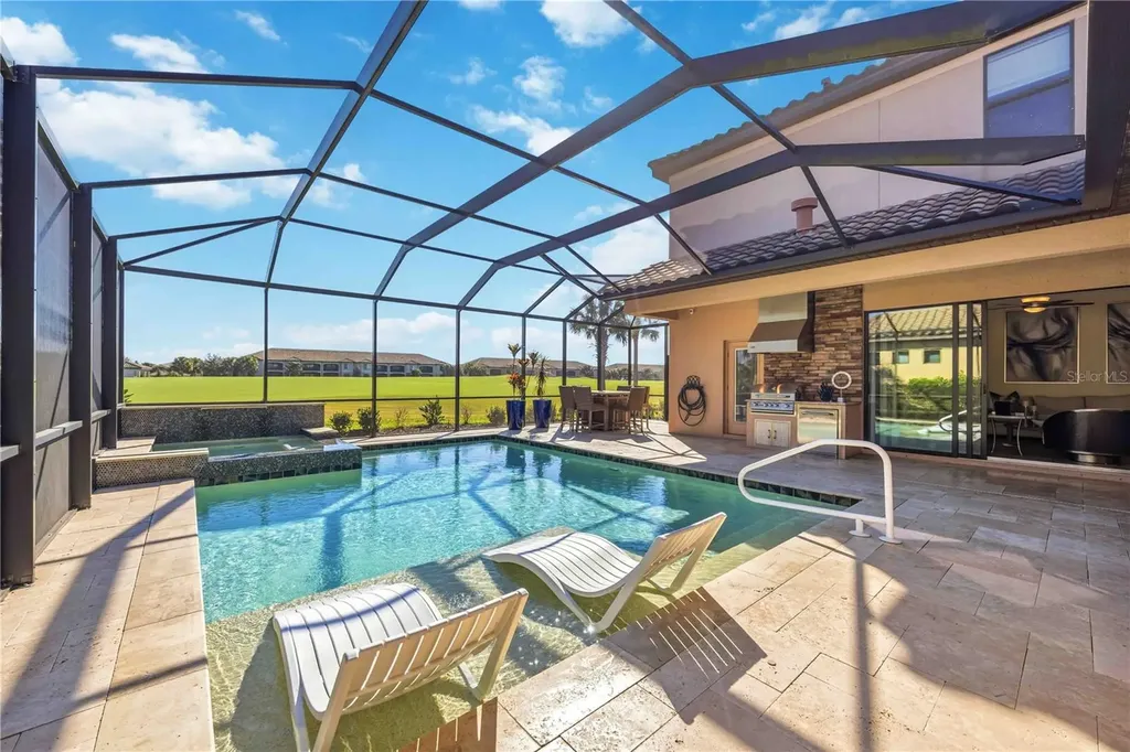 5641 Arnie Loop Bradenton FL 34211
