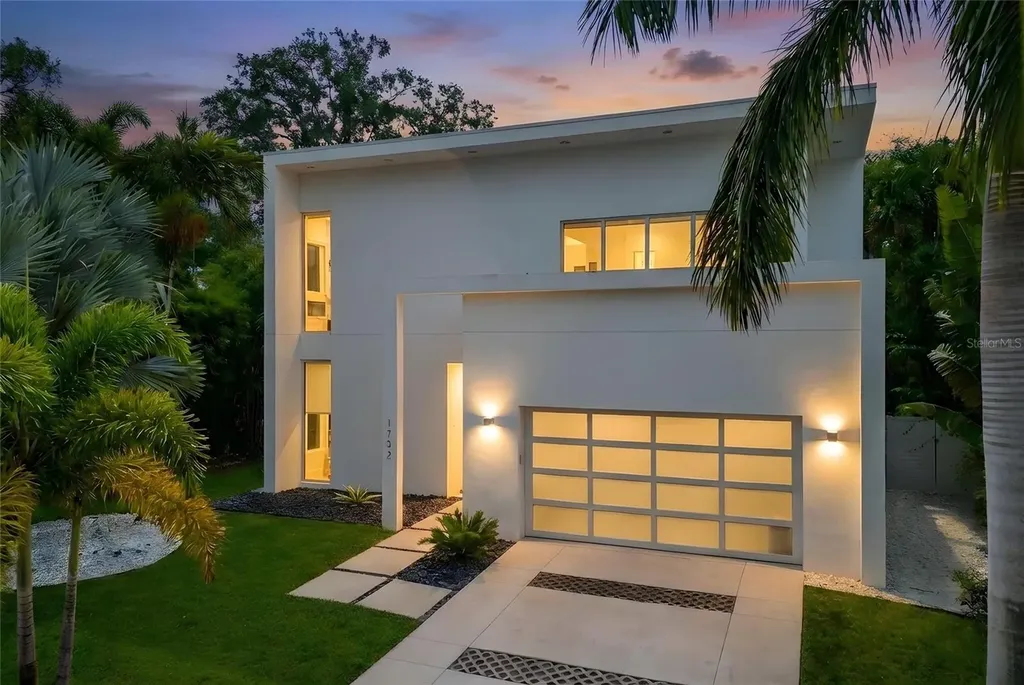 1732 Shoreland Drive Sarasota FL 34239