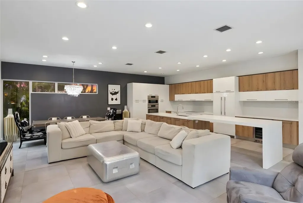 1732 Shoreland Drive Sarasota FL 34239