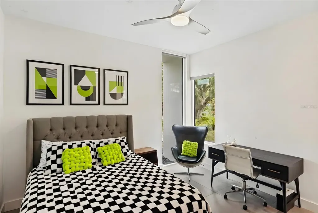 1732 Shoreland Drive Sarasota FL 34239