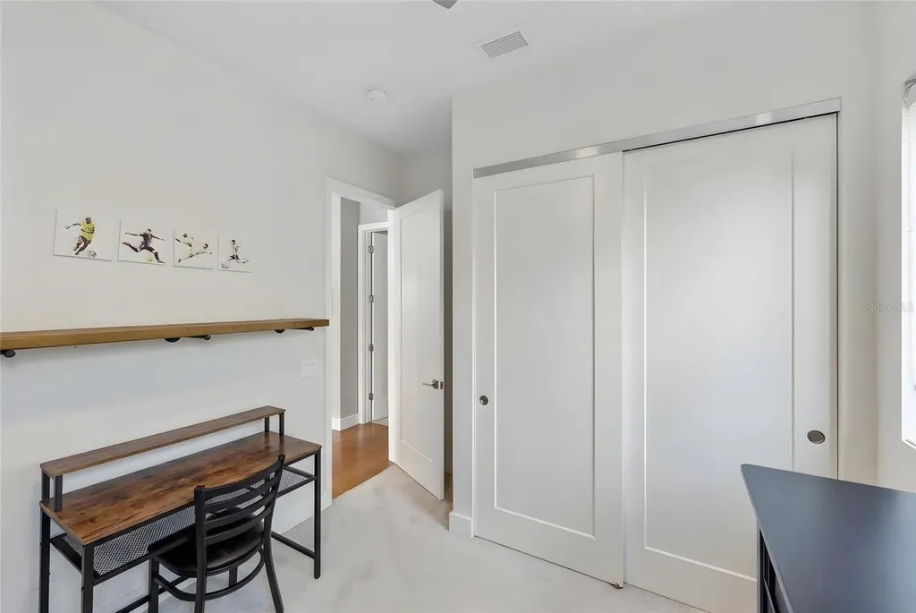 1732 Shoreland Drive Sarasota FL 34239
