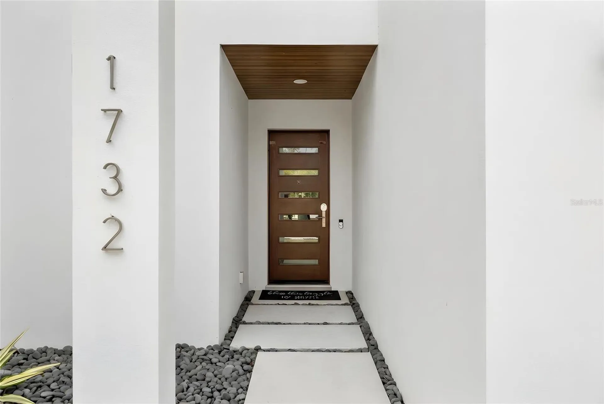 1732 Shoreland Drive Sarasota FL 34239