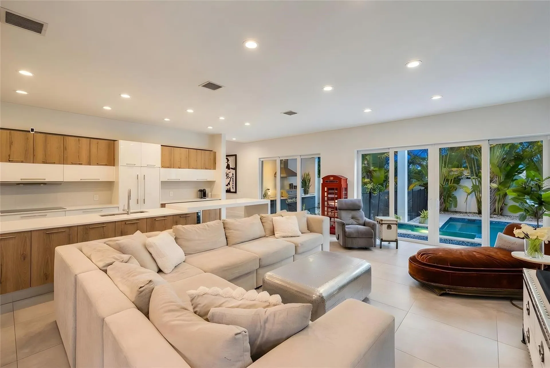 1732 Shoreland Drive Sarasota FL 34239