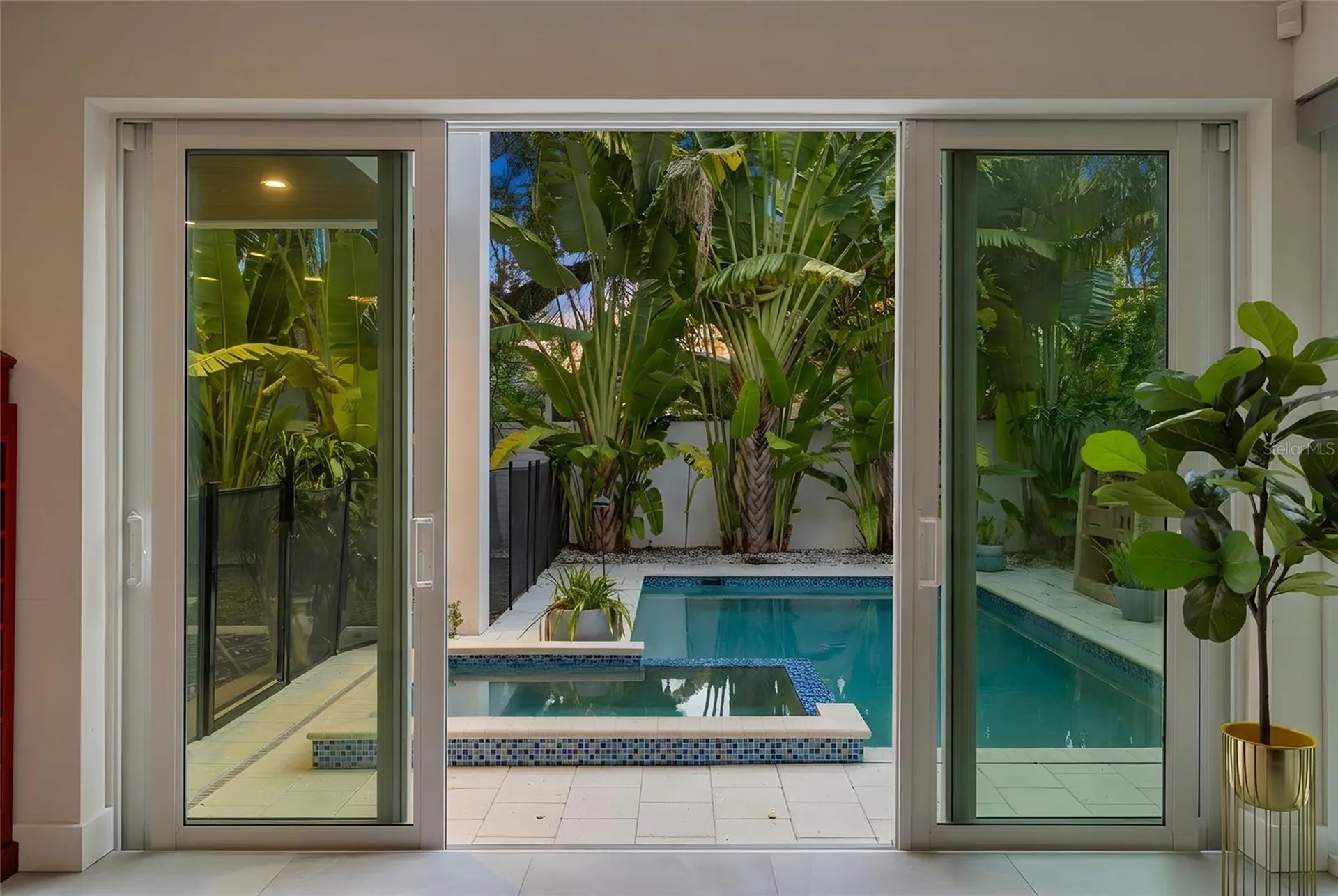 1732 Shoreland Drive Sarasota FL 34239