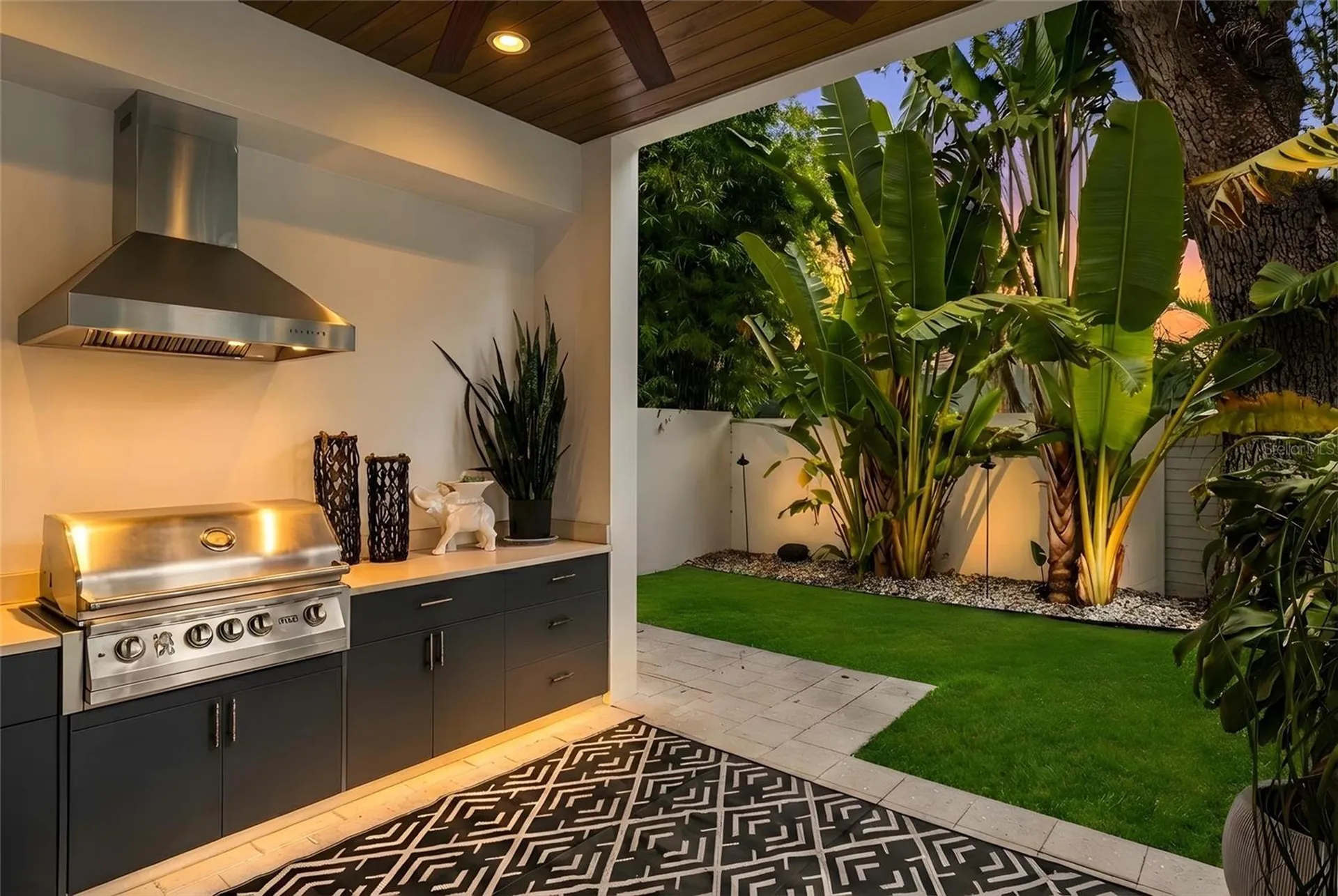 1732 Shoreland Drive Sarasota FL 34239