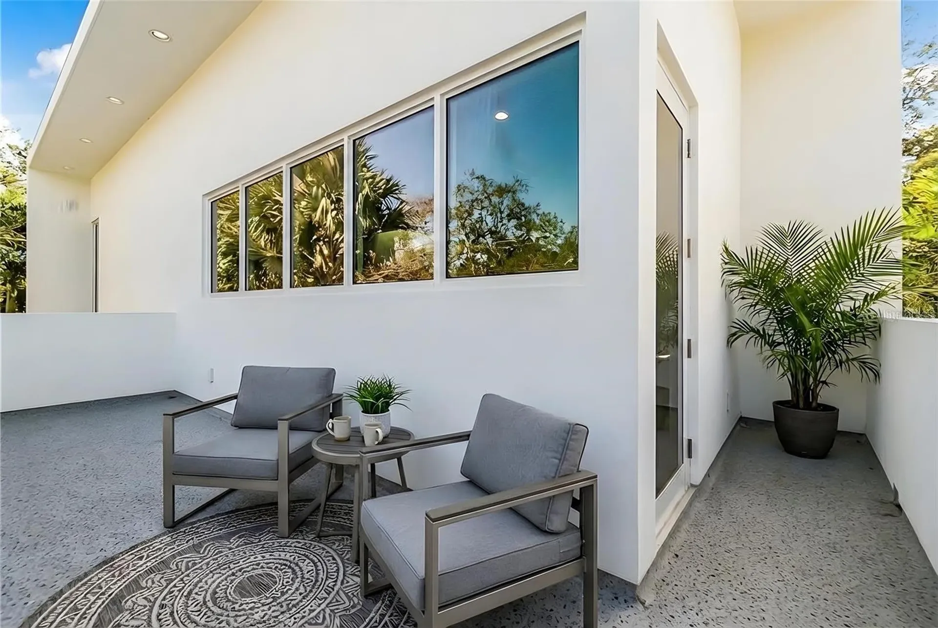 1732 Shoreland Drive Sarasota FL 34239