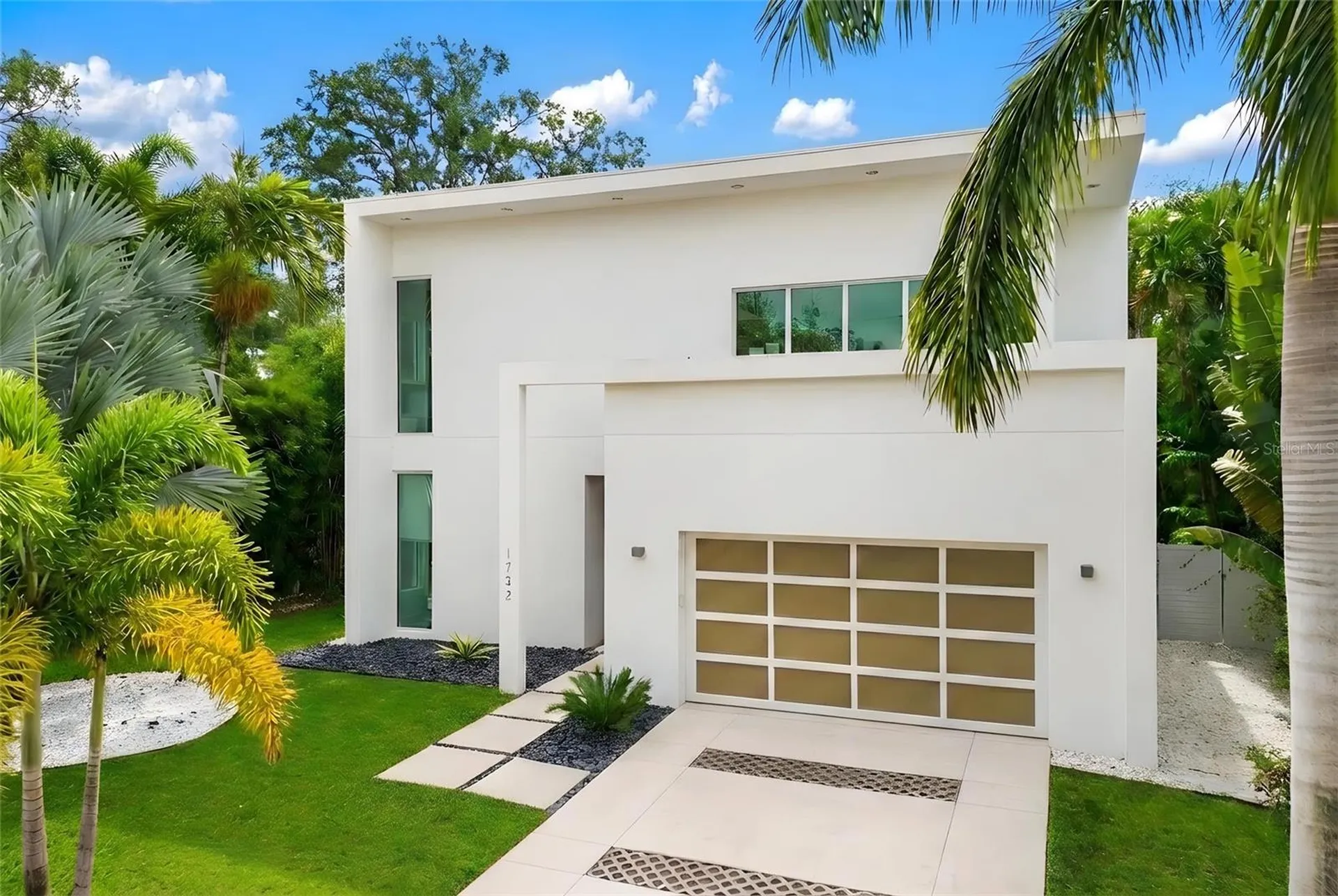 1732 Shoreland Drive Sarasota FL 34239