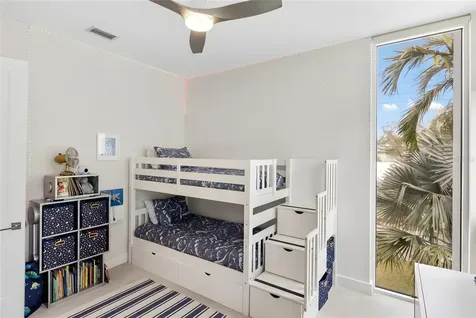 1732 Shoreland Drive Sarasota FL 34239