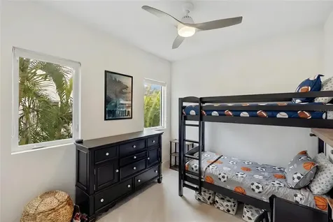 1732 Shoreland Drive Sarasota FL 34239