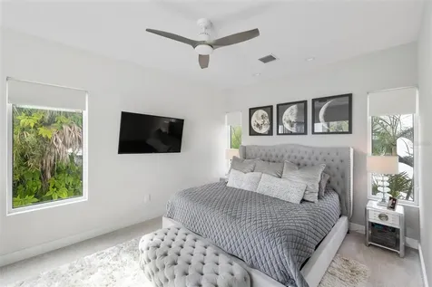 1732 Shoreland Drive Sarasota FL 34239