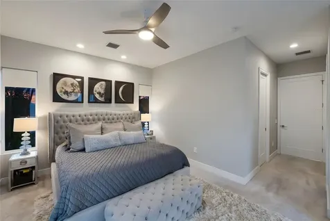 1732 Shoreland Drive Sarasota FL 34239
