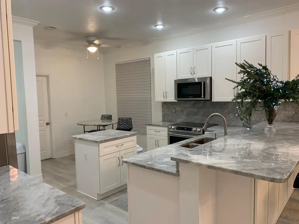 4608 56th Terrace E Bradenton FL 34203