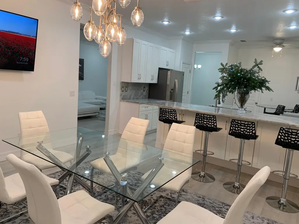 4608 56th Terrace E Bradenton FL 34203