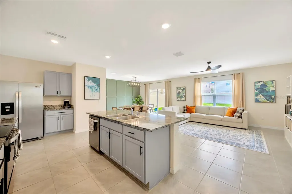 5674 Banbury Ridge Run Wesley Chapel FL 33545