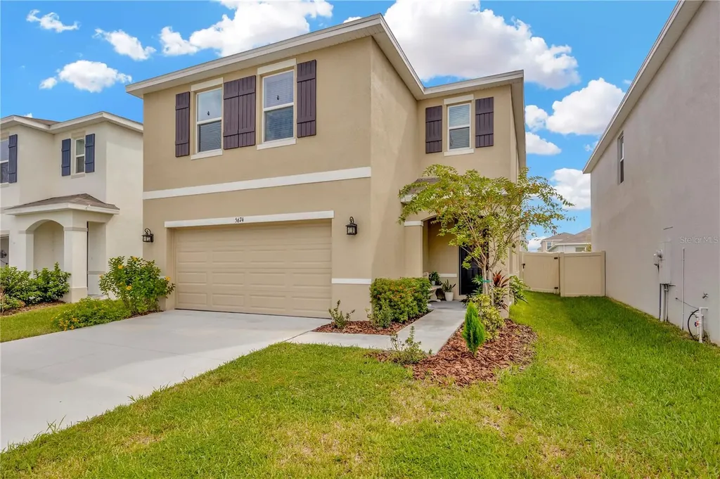 5674 Banbury Ridge Run Wesley Chapel FL 33545