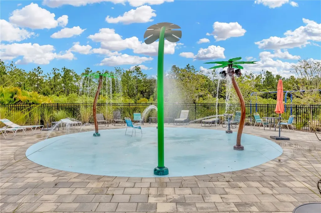 5674 Banbury Ridge Run Wesley Chapel FL 33545