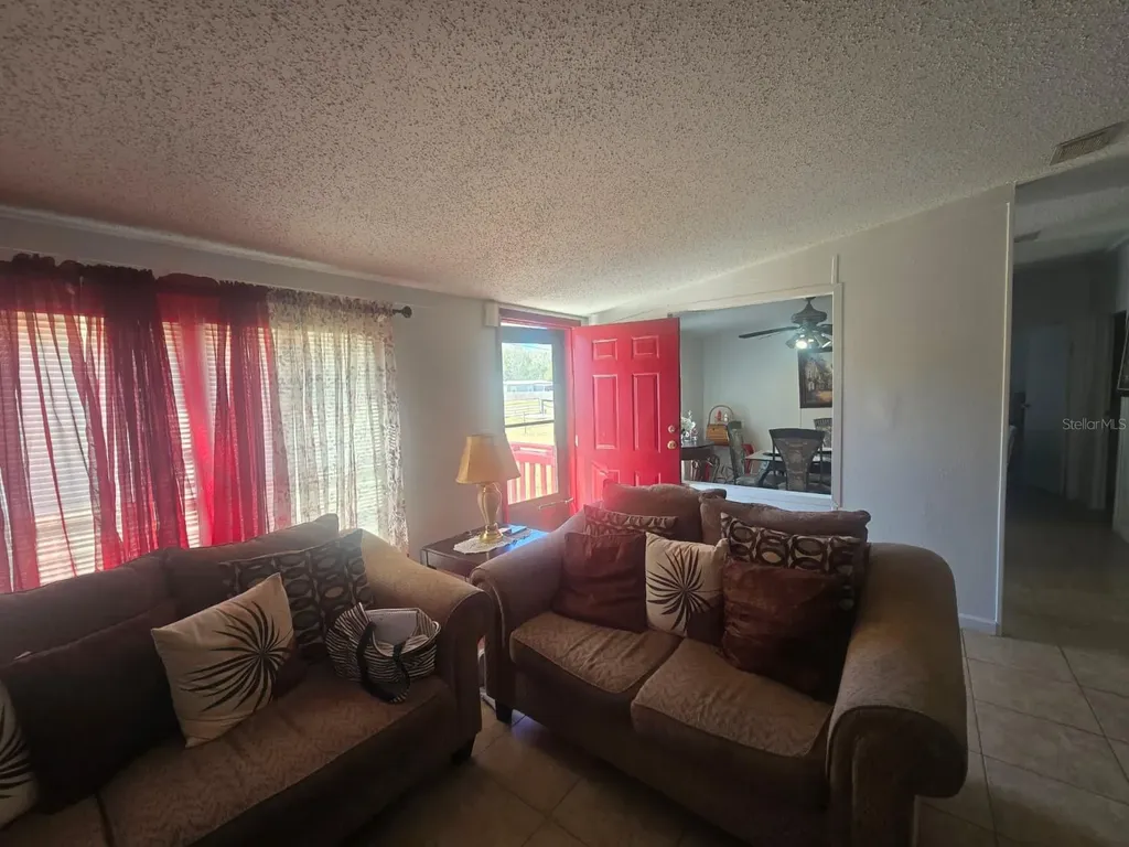 6106 Mangrove Drive Wesley Chapel FL 33544
