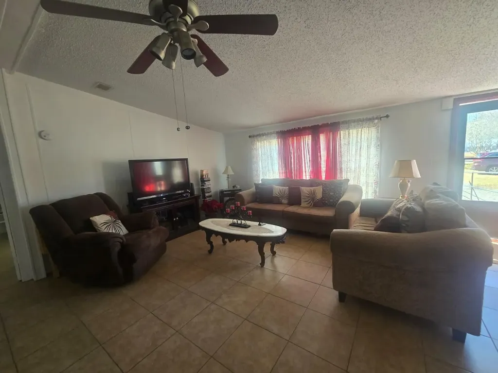 6106 Mangrove Drive Wesley Chapel FL 33544