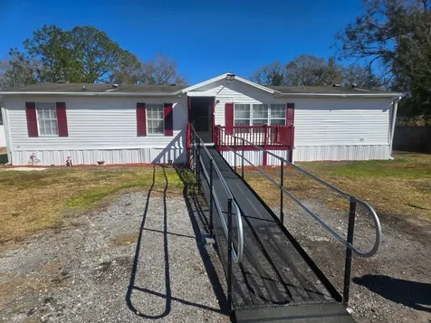 6106 Mangrove Drive Wesley Chapel FL 33544
