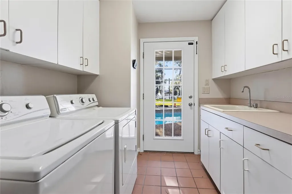 6136 Dora Drive Mount Dora FL 32757