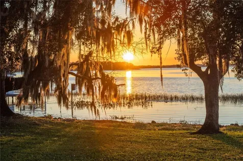 6136 Dora Drive Mount Dora FL 32757