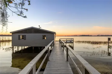6136 Dora Drive Mount Dora FL 32757