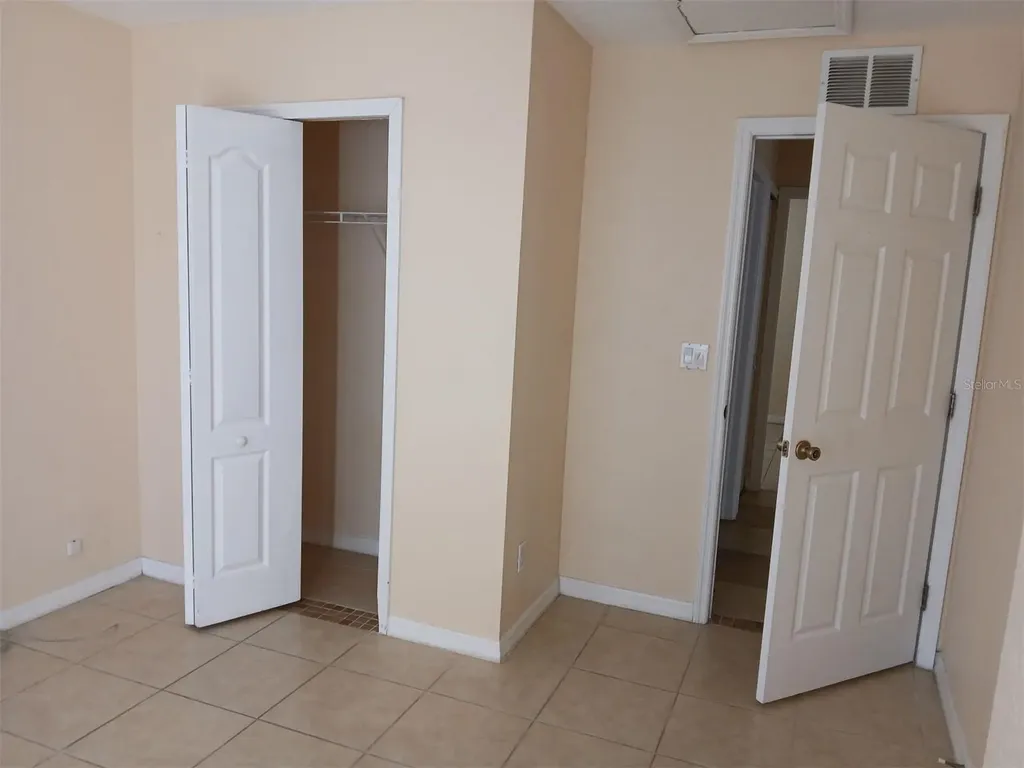 6886 Babbit Avenue North Port FL 34291