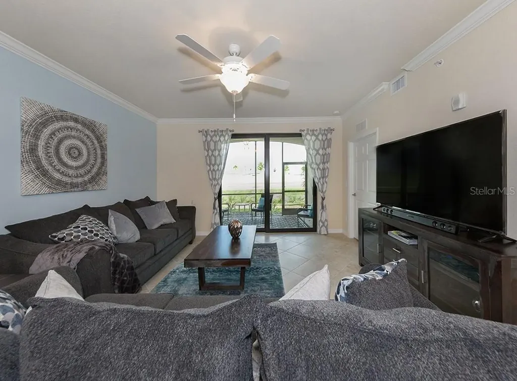 5528 Palmer Circle Lakewood Ranch FL 34211