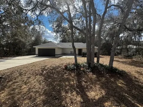 76 Fisher Way Trail Ocklawaha FL 32179