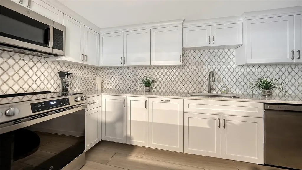 6275 Midnight Pass Road Sarasota FL 34242