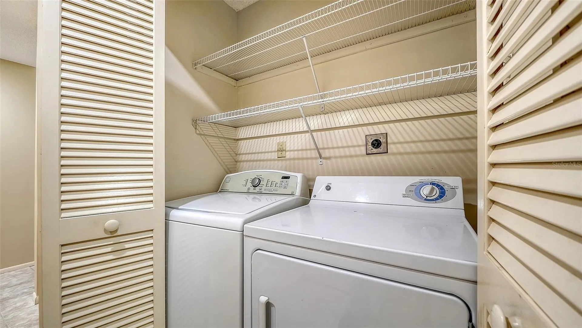 6275 Midnight Pass Road Sarasota FL 34242
