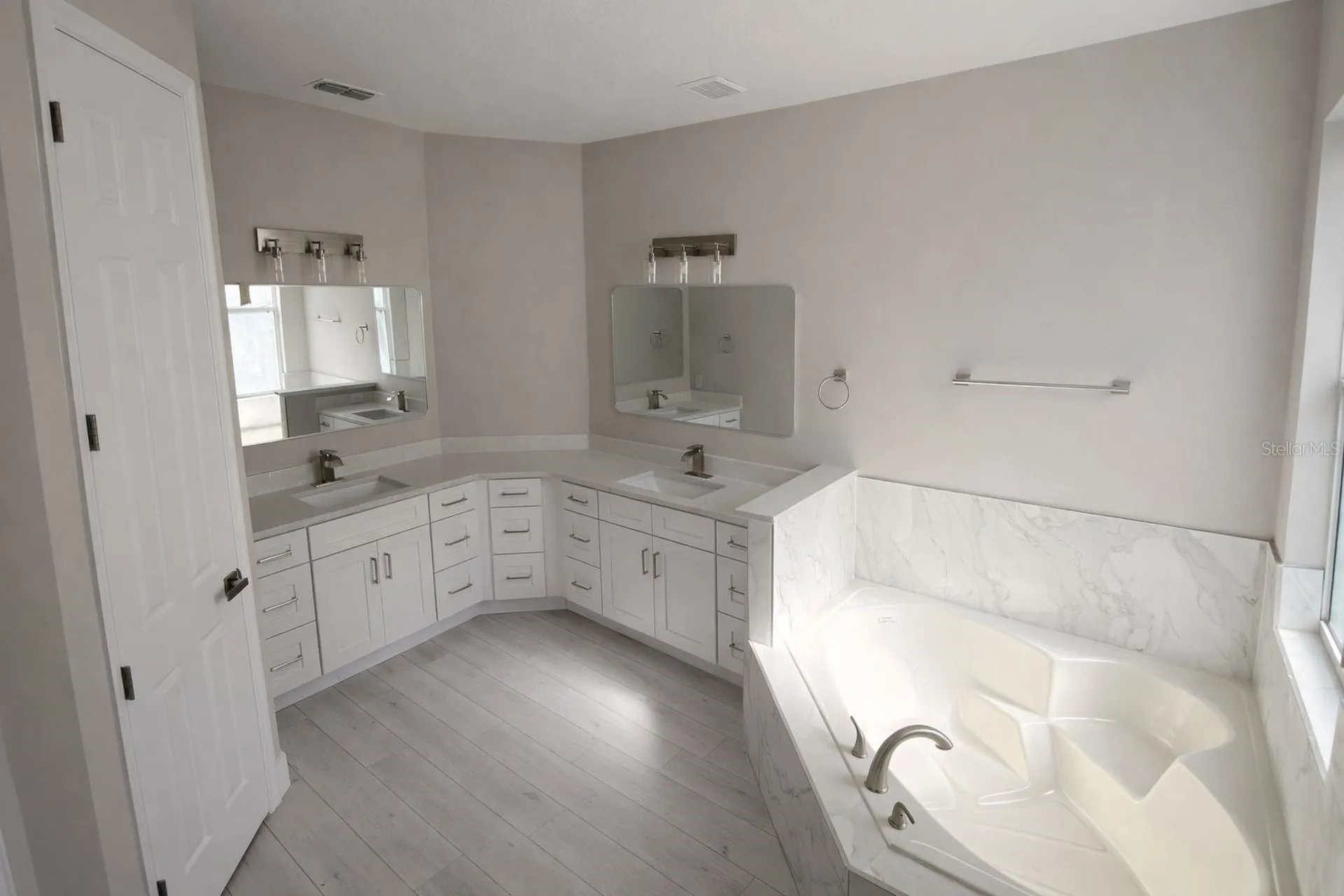 3504 Valleyview Drive Kissimmee FL 34746