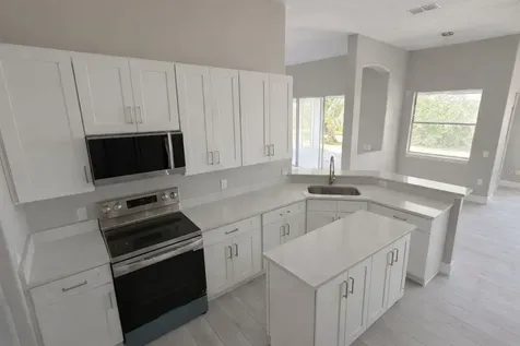 3504 Valleyview Drive Kissimmee FL 34746