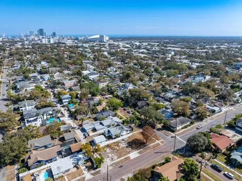 2555 Burlington Avenue N St Petersburg FL 33713