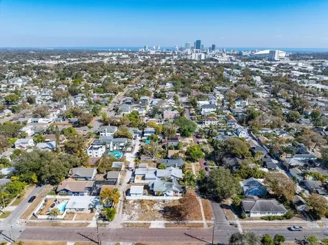 2555 Burlington Avenue N St Petersburg FL 33713