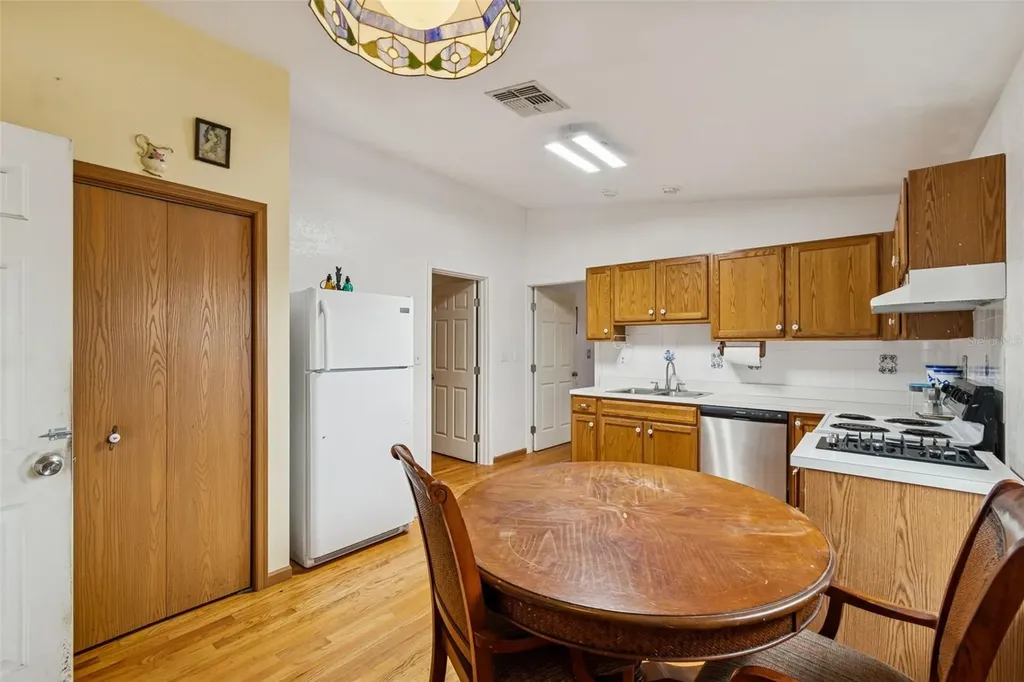 2334 N Hiawassee Road Apopka FL 32703