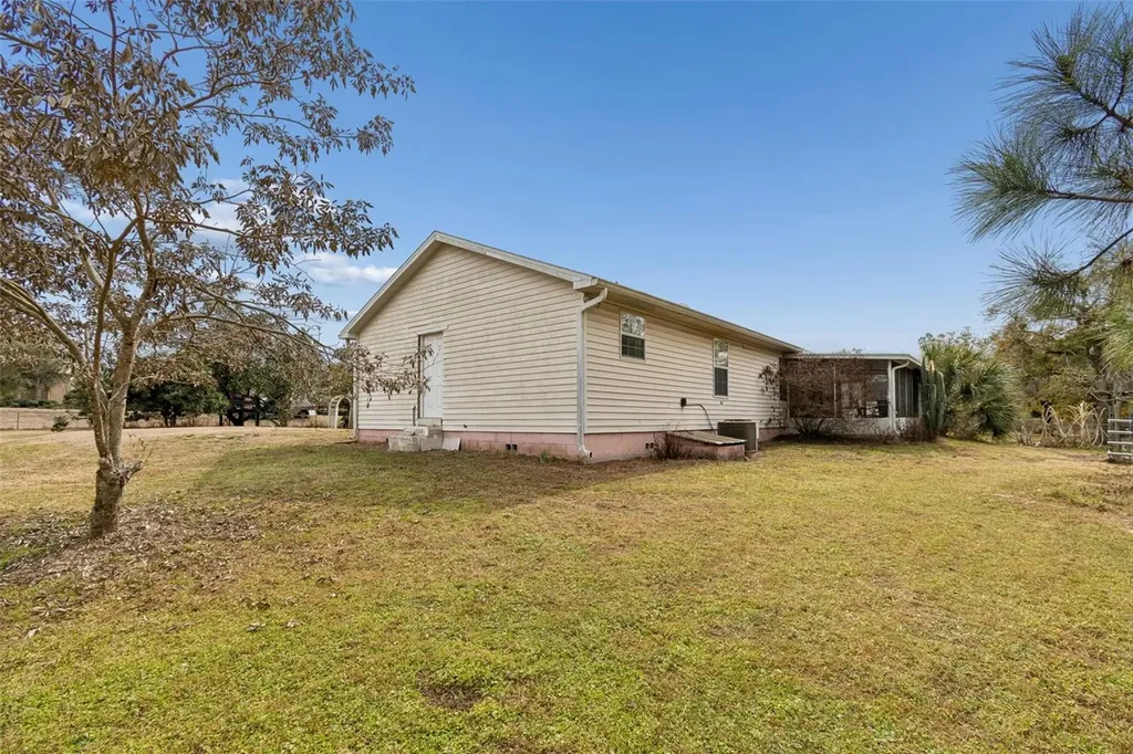 2334 N Hiawassee Road Apopka FL 32703