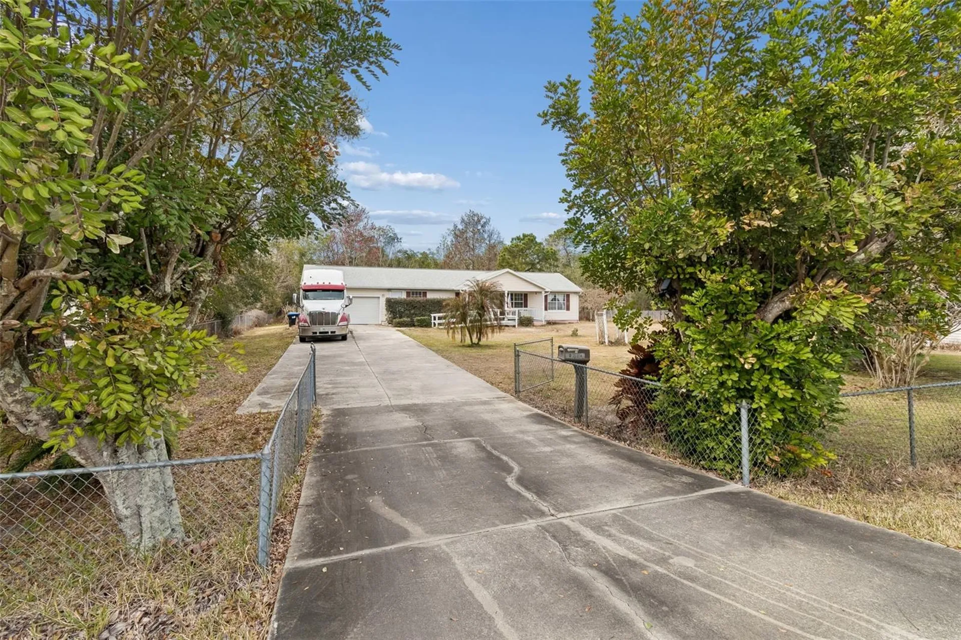 2334 N Hiawassee Road Apopka FL 32703