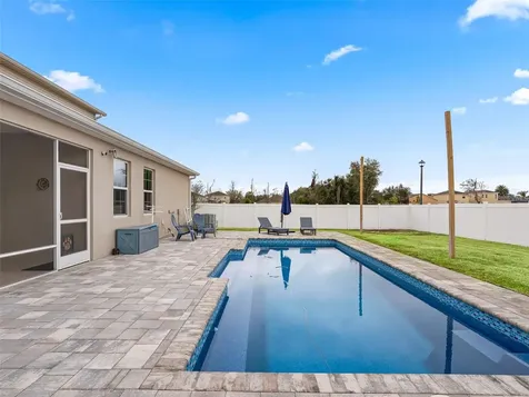 12560 NE 49th Drive Oxford FL 34484