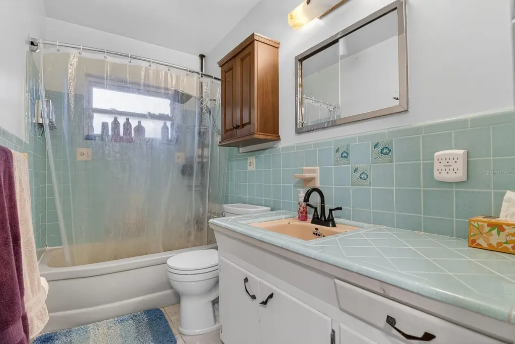 1901 Winchester Road N St Petersburg FL 33710