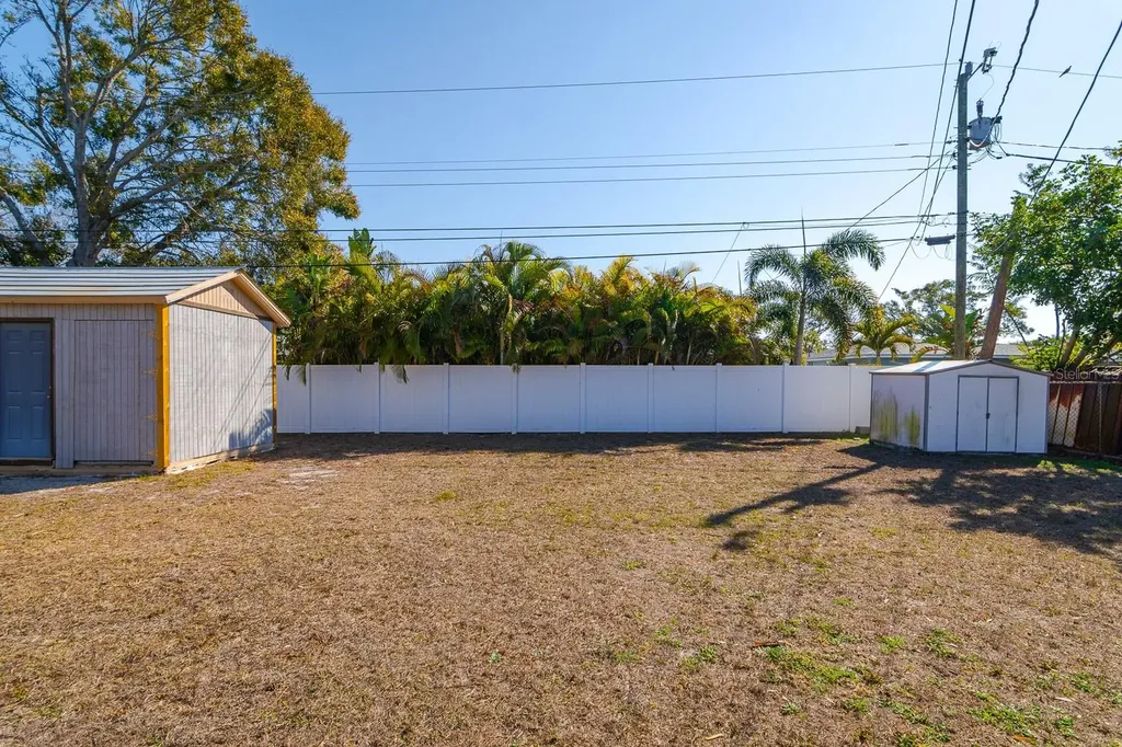 1901 Winchester Road N St Petersburg FL 33710