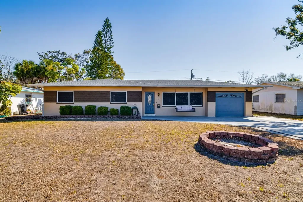 1901 Winchester Road N St Petersburg FL 33710